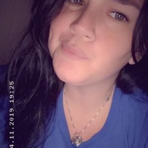 Meet your Posher, Latisha